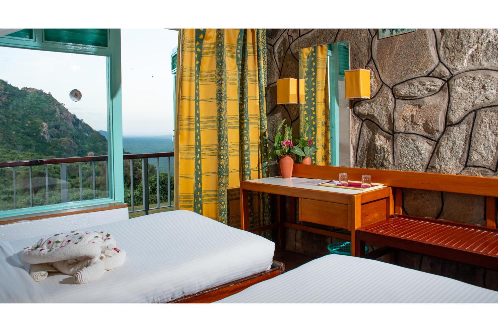 Ngulia Safari Lodge Ithumba Buitenkant foto