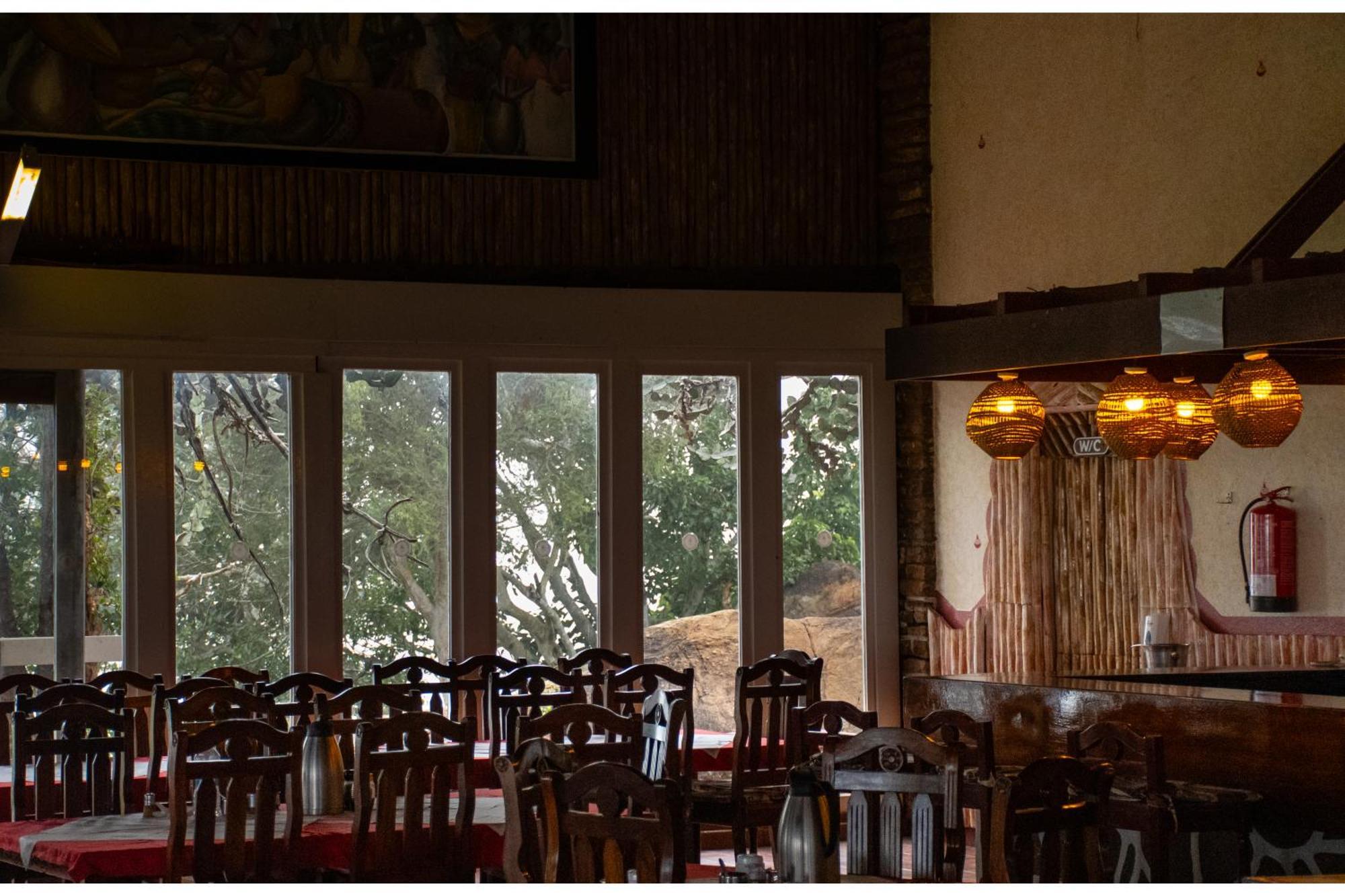 Ngulia Safari Lodge Ithumba Buitenkant foto